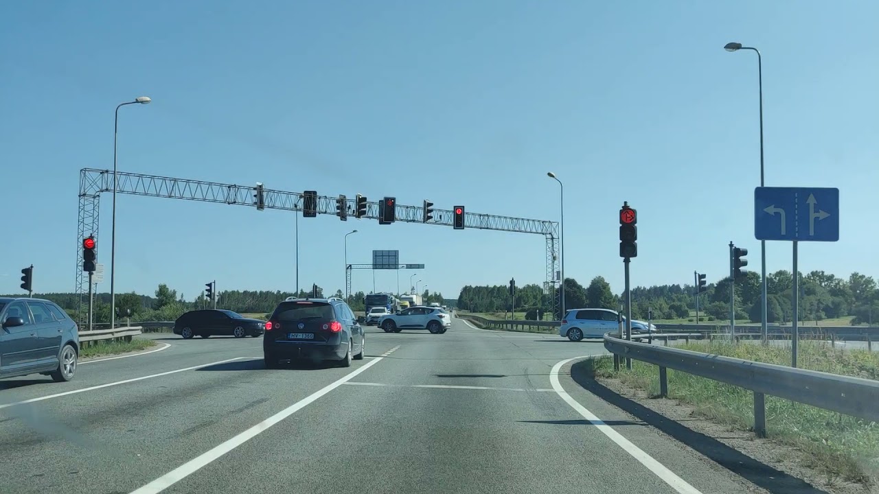 driving Riga 🇱🇻 to Vilnius 🇱🇹