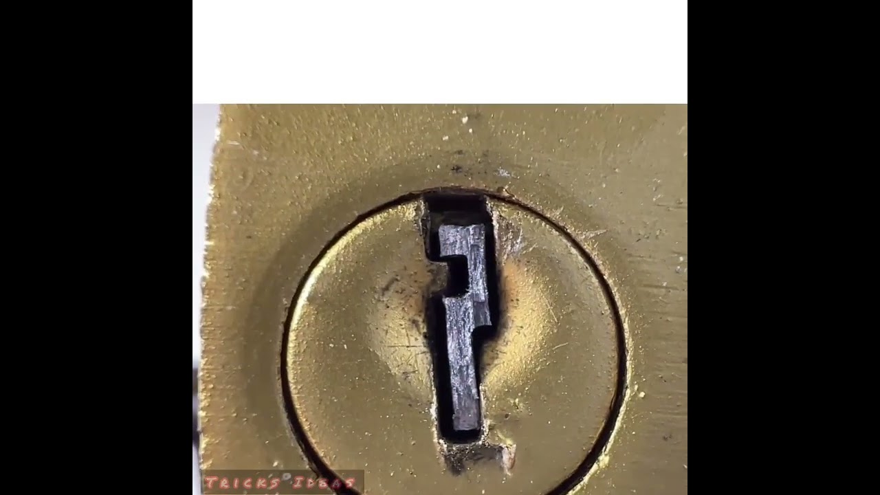 How to remove broken key from lock😲😨