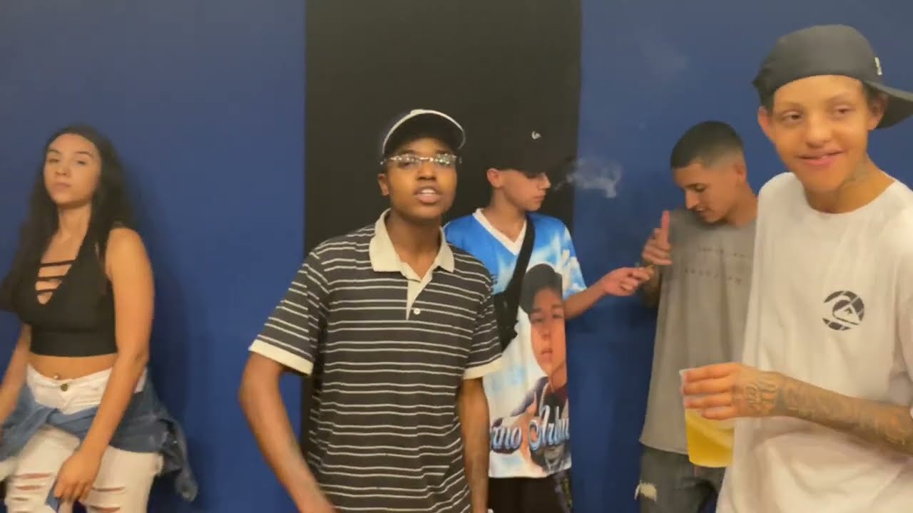 MC’s, Menor Vinii, FR Da Norte, Vitinho Da Sul, GB, Menor Da QA, Dessa (MEDLEY DA FIRMA)