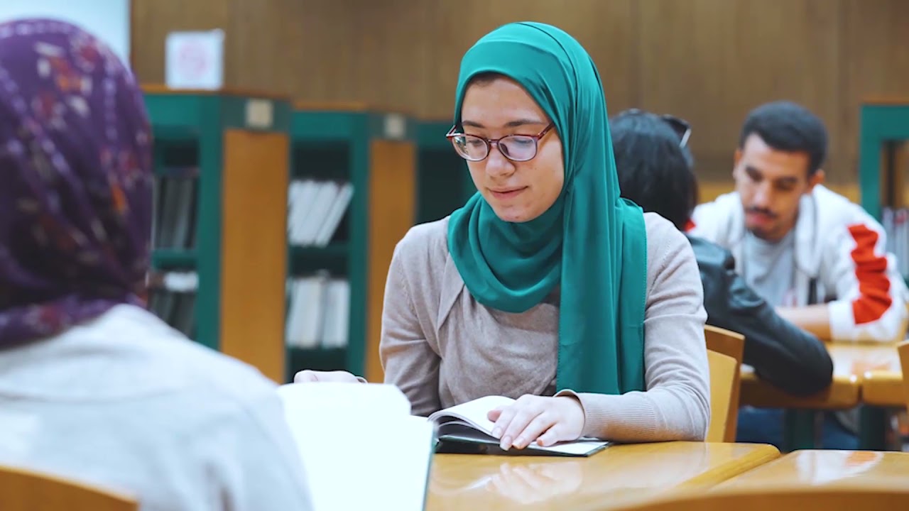 جولة داخل المكتبة المركزية جامعة القاهرة