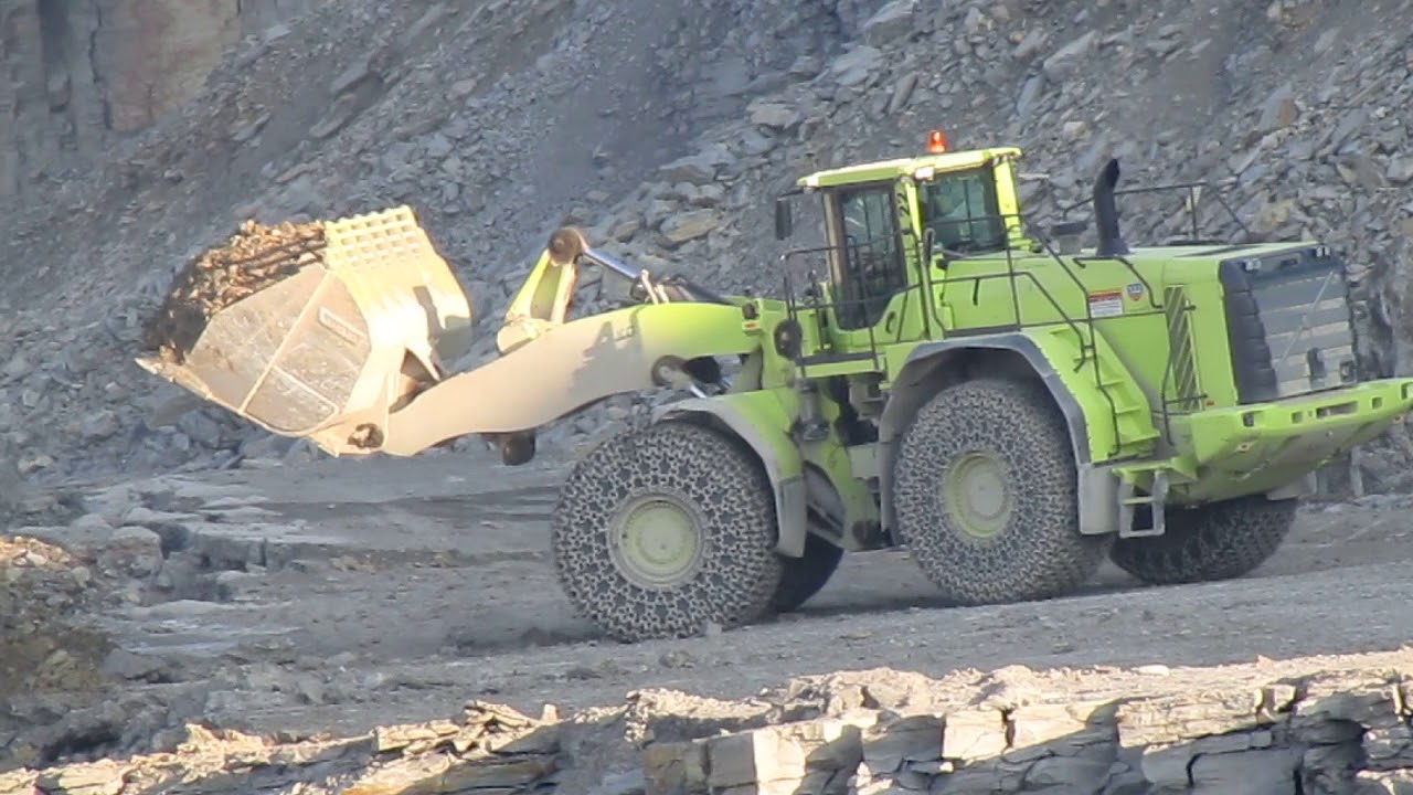 Volvo Radlader L350 im Einsatz
