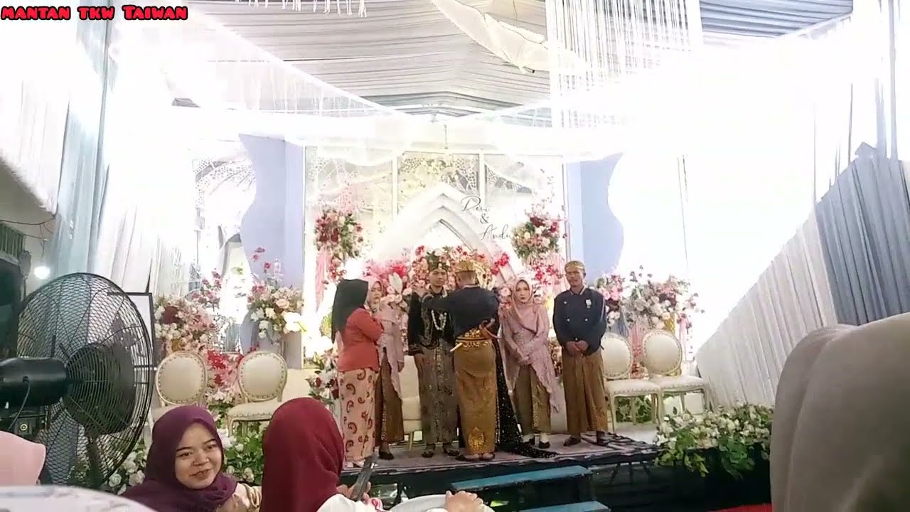 acara pernikahan (adik ipar) 
