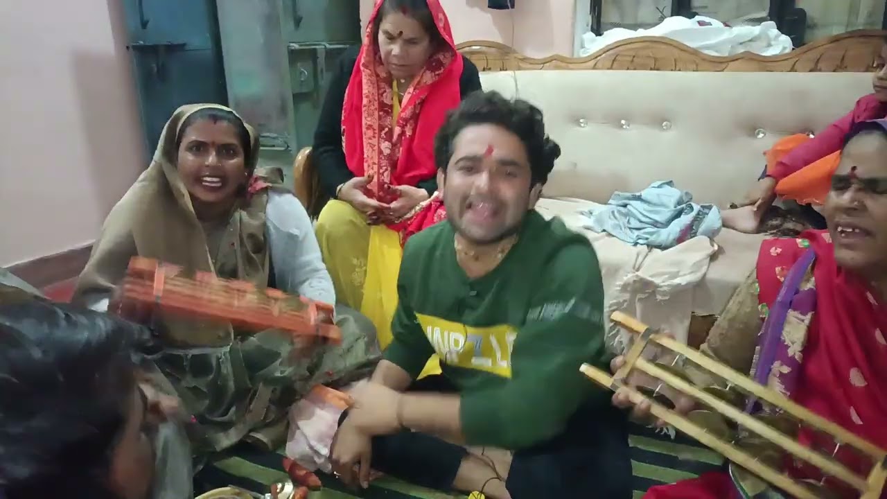 बड़ा सुंदर भोलेनाथ का भजन 🙏👌💯 बना है दूल्हा दाढ़ी वाला धोनी का रमैया 👌👌💐🙏
