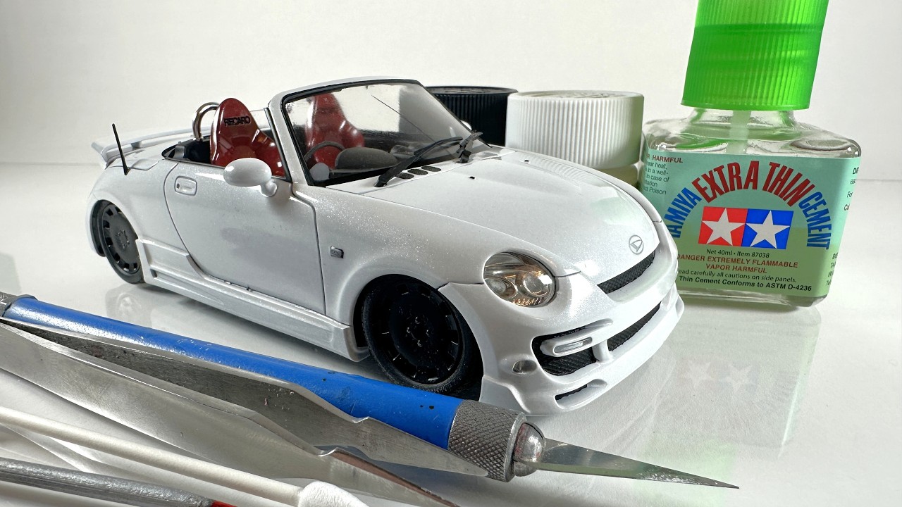 How to Build a Tiny Kei Car in Miniature: The Daihatsu Pandora Copen by Aoshima [FULL BUILD]