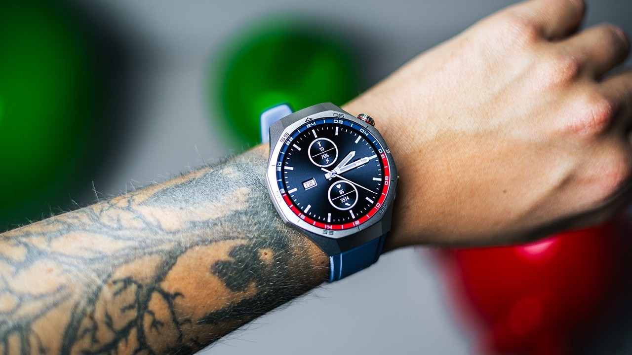 Recensione Huawei Watch GT 5 Pro: Eleganza e prestazioni