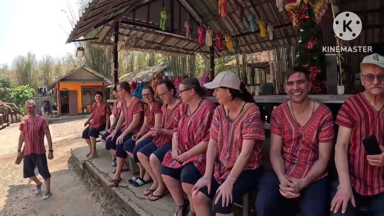 เลี้ยงช้างกัน Maerim Elephant Home เชียงใหม่ Thailand Germany