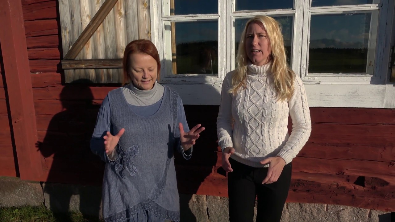 Keiton keitto - A Finnish Folk Song About Cooking Soup Sung by Female Duo