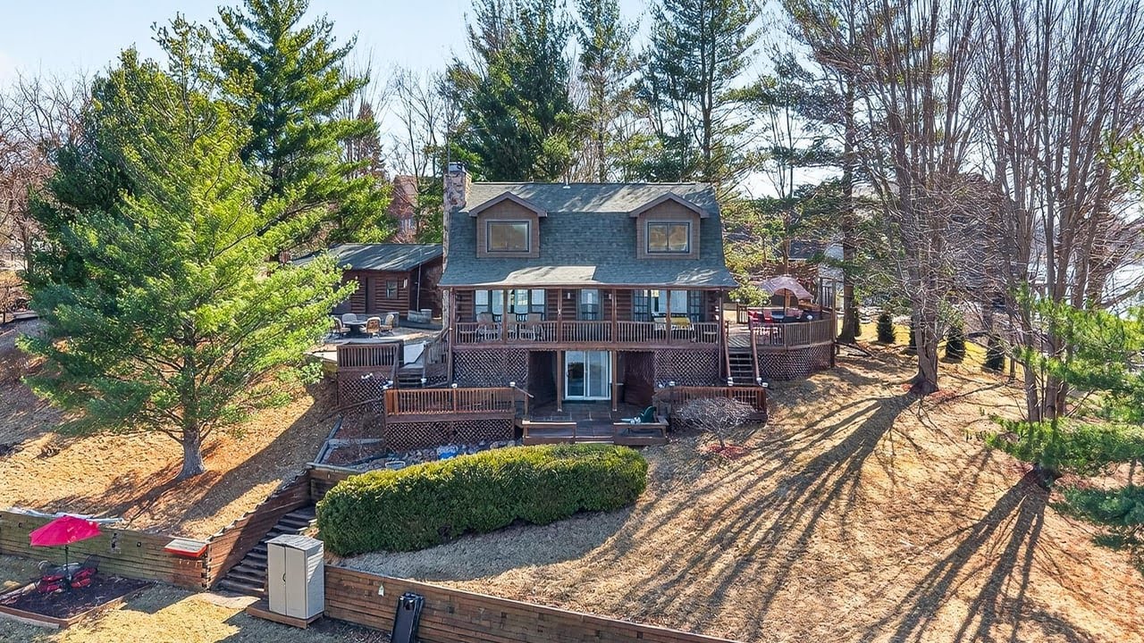 115 Birch Ct, Dahinda, IL