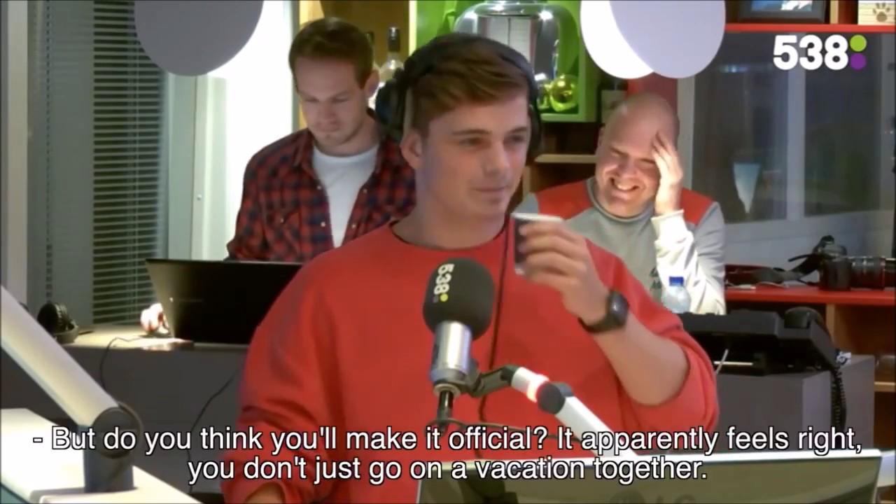 Martin Garrix Habla Sobre Su Relación (Subtitulado Español)