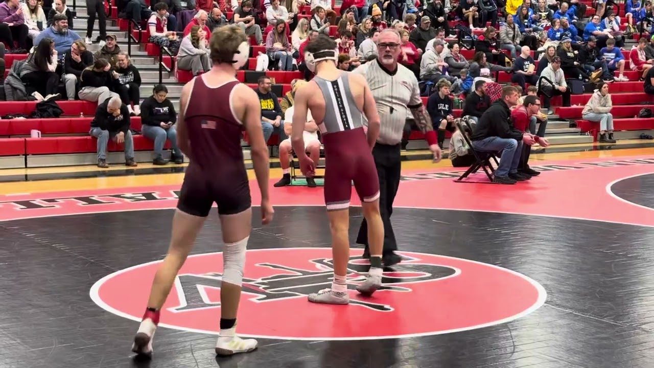 2024-12-21 Semifinal - Lincoln Hoger (Wheaton Academy)) fall over Hayden Beebe (Marengo)