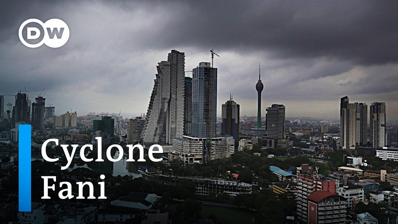 A million people evacuated from South Asia cyclone Fani | Dw News