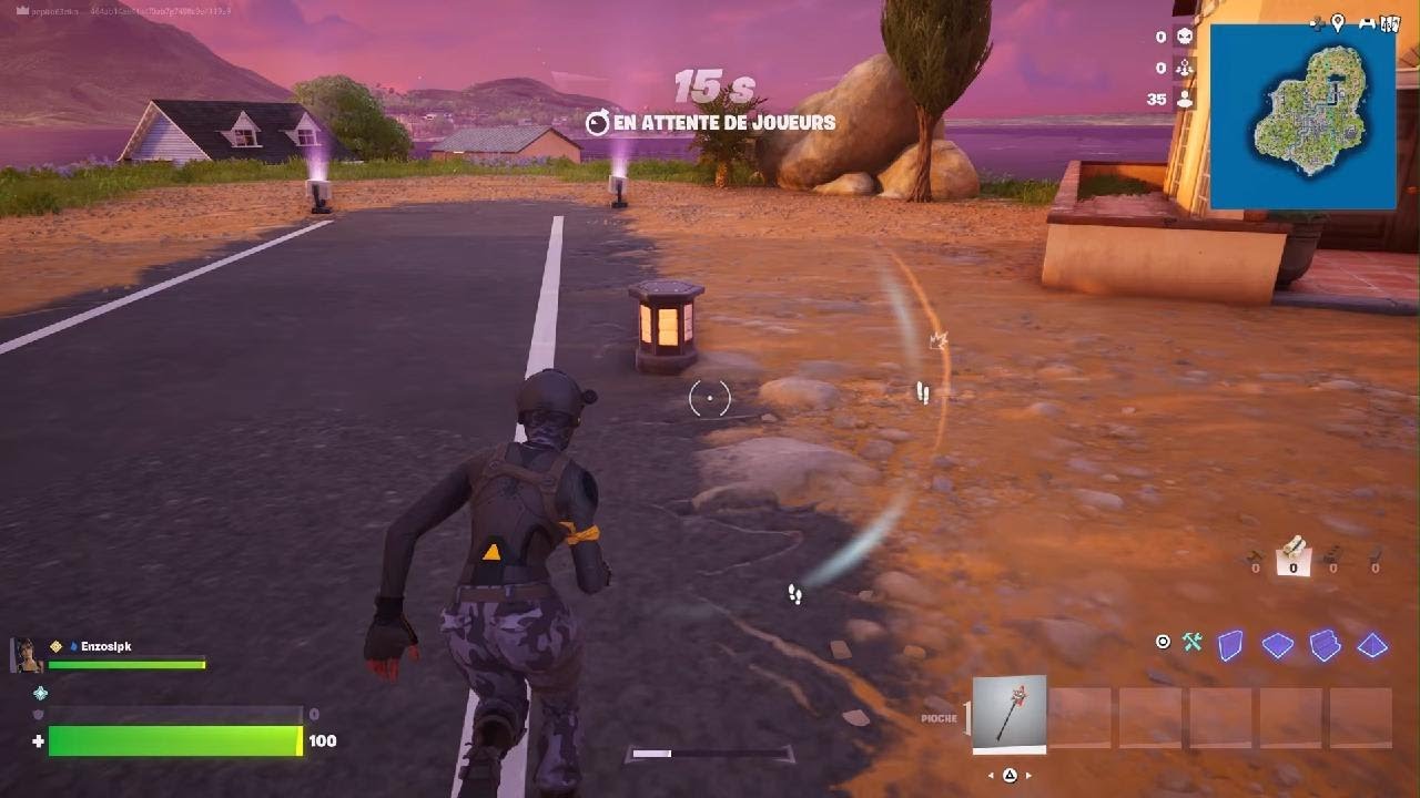 Elle fait de la duo.
