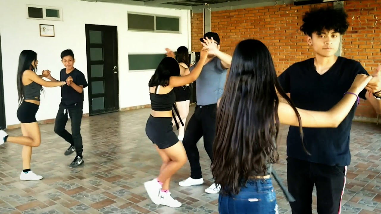 C DANCE CREW/ SAN FELIPE GTO. / PROMISE - ROMEO SANTOS