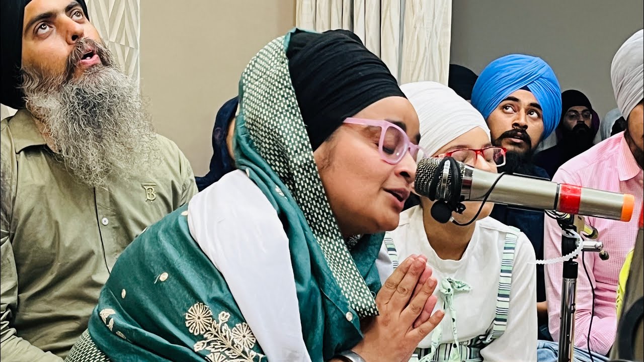 ਬੇਪਰਵਾਹ ਸਦਾ ਰੰਗਿ ਹਰਿ ਕੈ - Bibi Kirpa Kaur Jee Lucknow  - Mohali House Kirtan 23.04.2024
