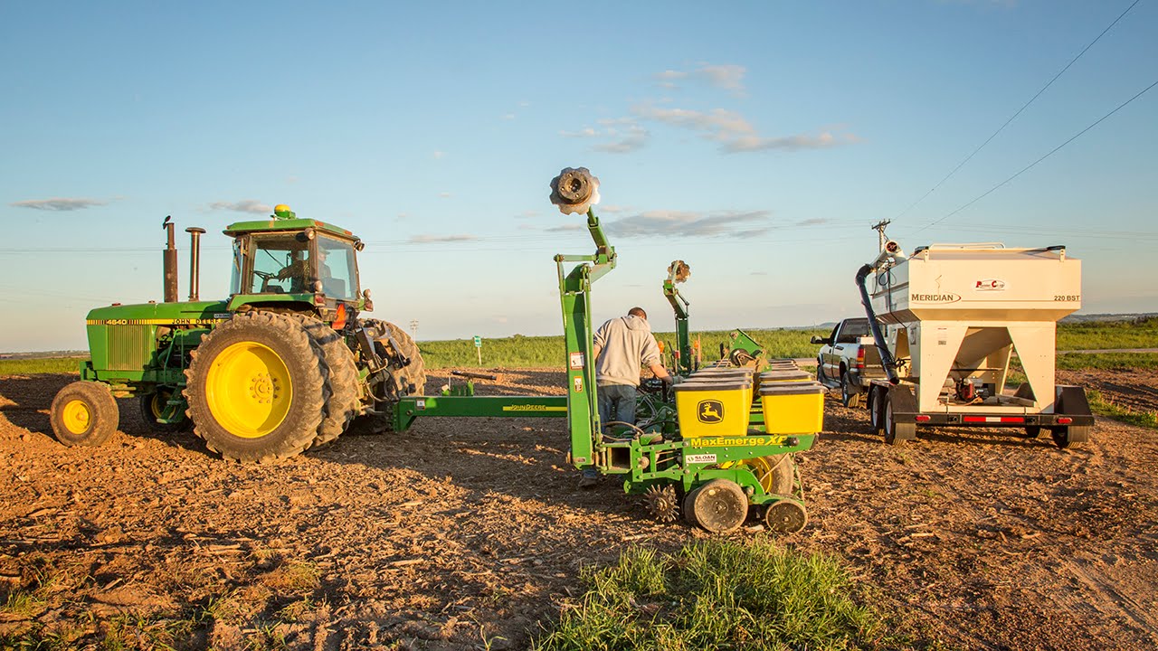 Using A Seed Tender