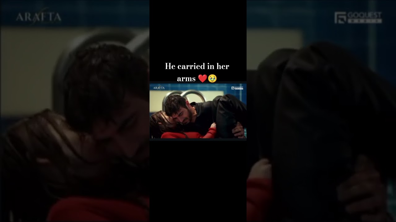 He carried her❤️