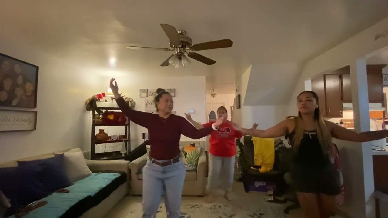 Poli’ahu Hula