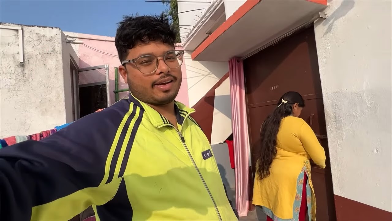 Sab Ne Milkar pure Ghar Ki Safai kar di