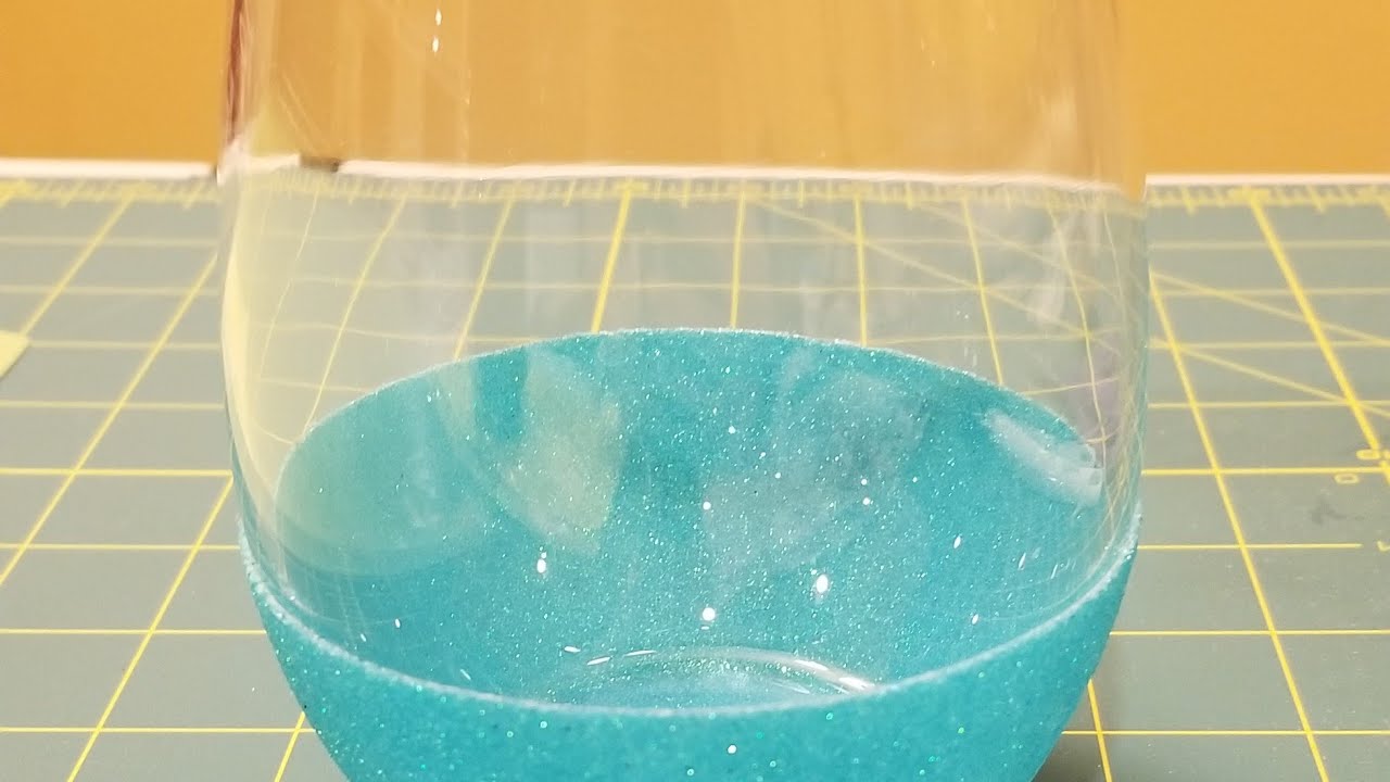 Glitter wine glass!!