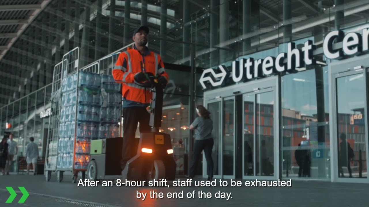 Dutch Railways (NS) supports its employees with ergonomic Movexx Smart Electric Tugs.