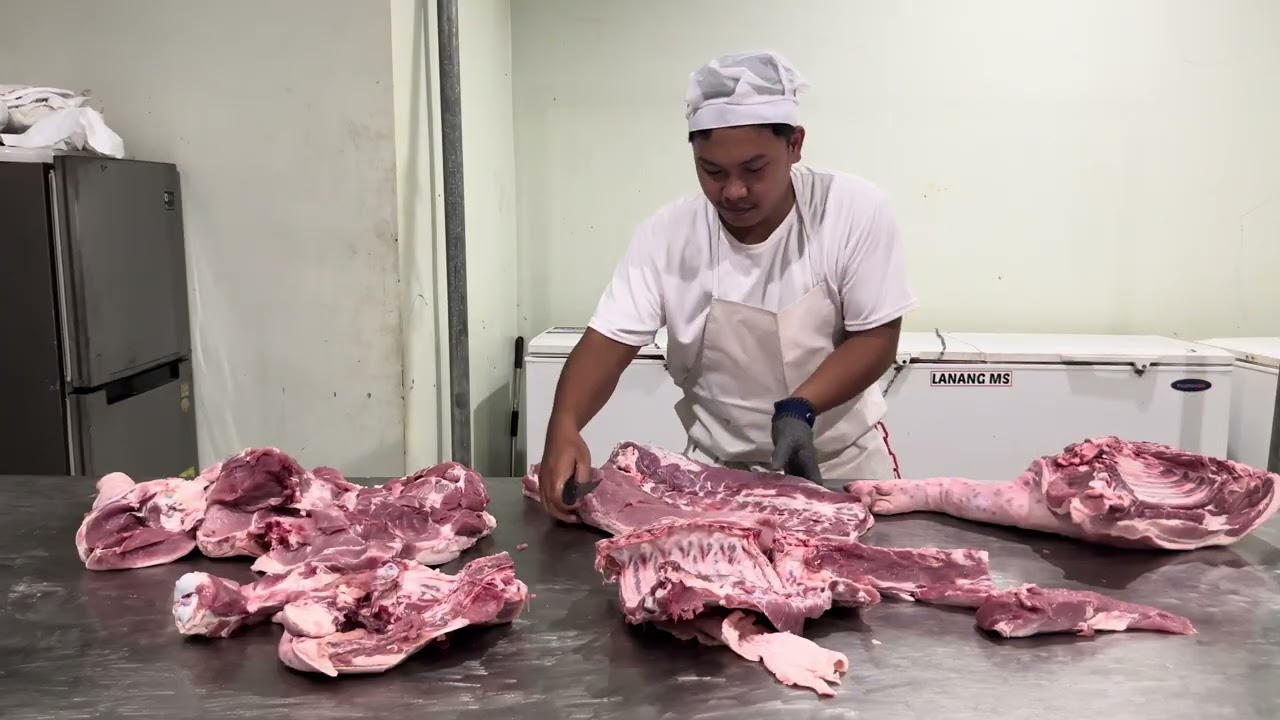 Pork half carcass primal cuts and deboning