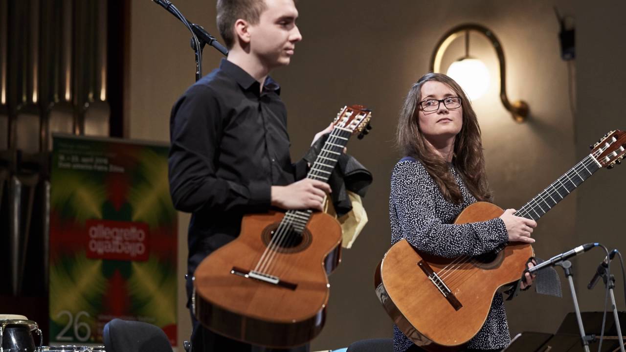 Guitar Duo J&oacute;kaiov&aacute; Hnat II.For Hindemith by Ľubo&scaron; Bern&aacute;th (live)