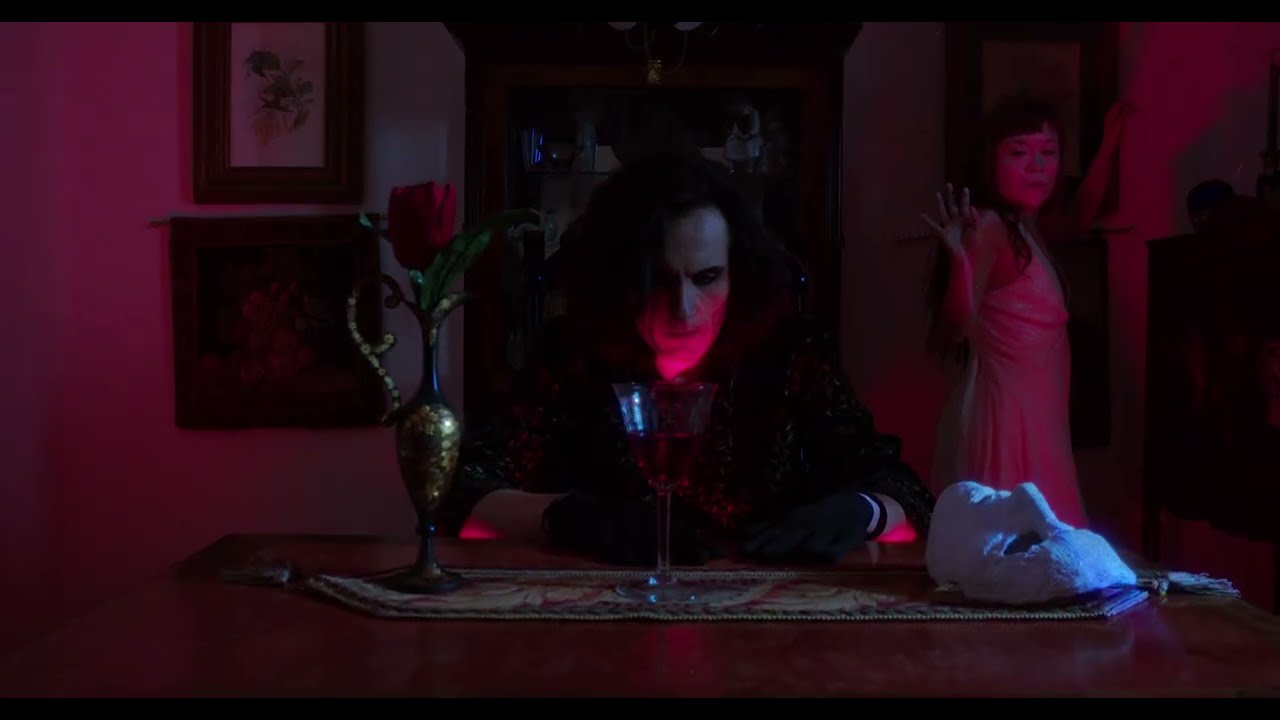 The Poetry - La Casa Oscura