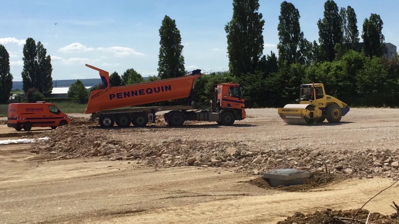 Chantie de terrassement avec Cat 963D , Cat 120M et Bomag 213DH #5