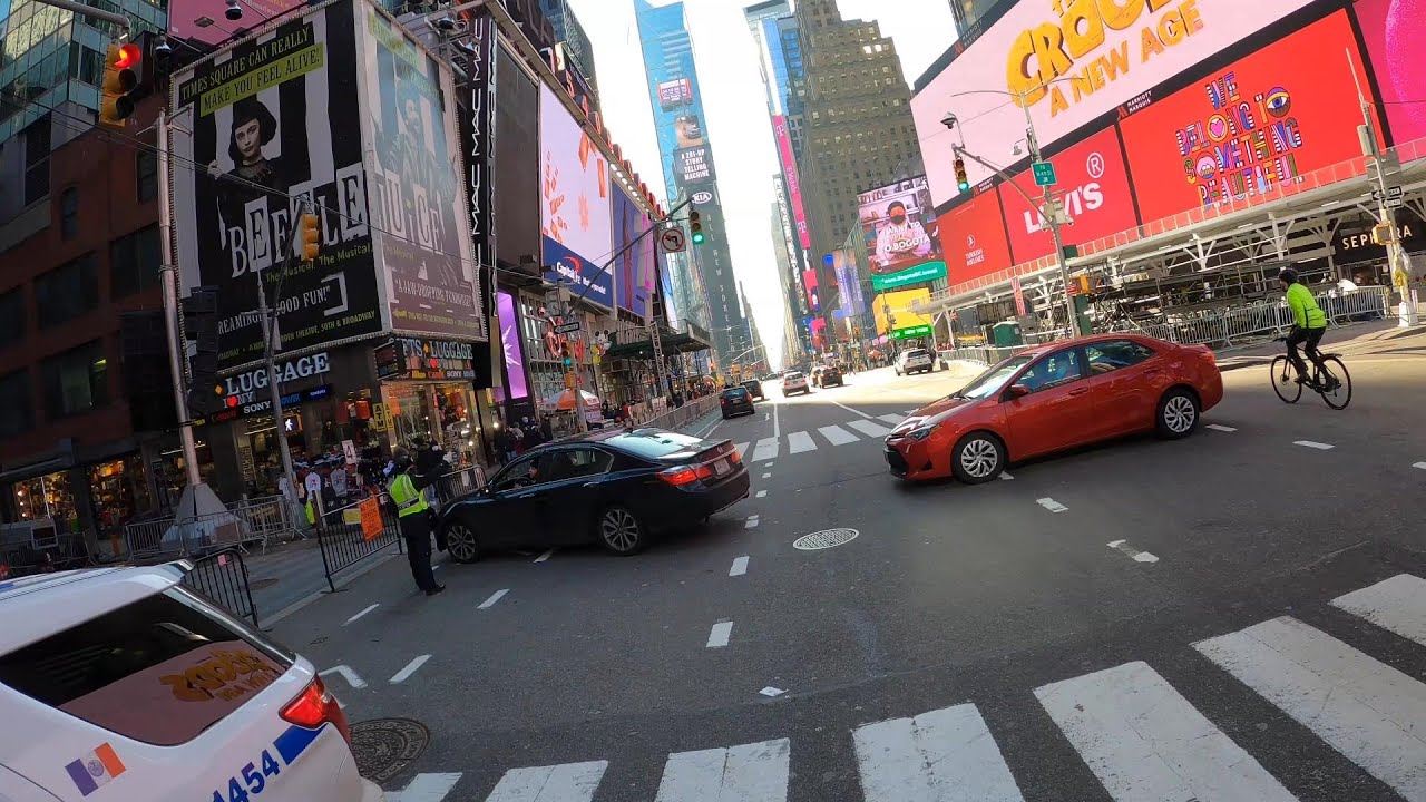 Entire Length of Broadway in NYC Manhattan by E-Scooter (December 2020)