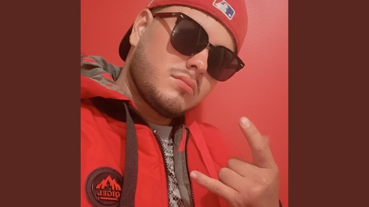 Pegao a tu cintura