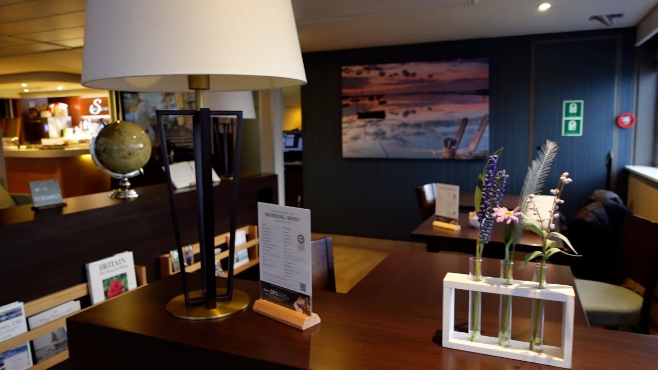 Signature Lounge on the Red Funnel Ferry (Southampton to East Cowes)