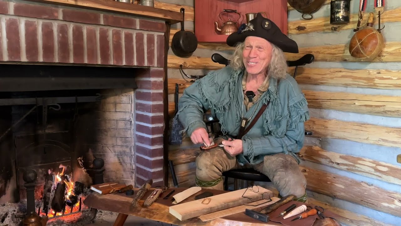 How to Make a Leather Knife Sheath | LEATHERWORK | HISTORY |