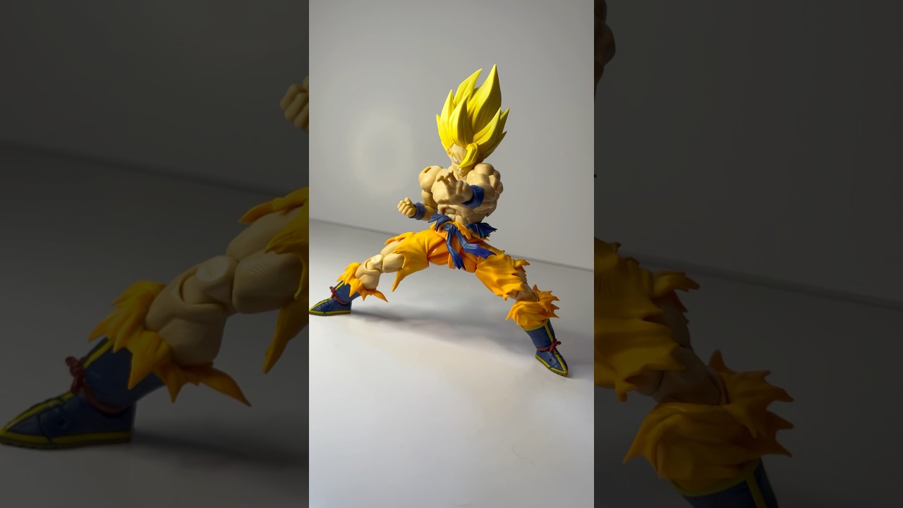 Posing The Legendary Super Saiyan Goku SH Figuarts!!! #actionfigures #dragonballz #goku