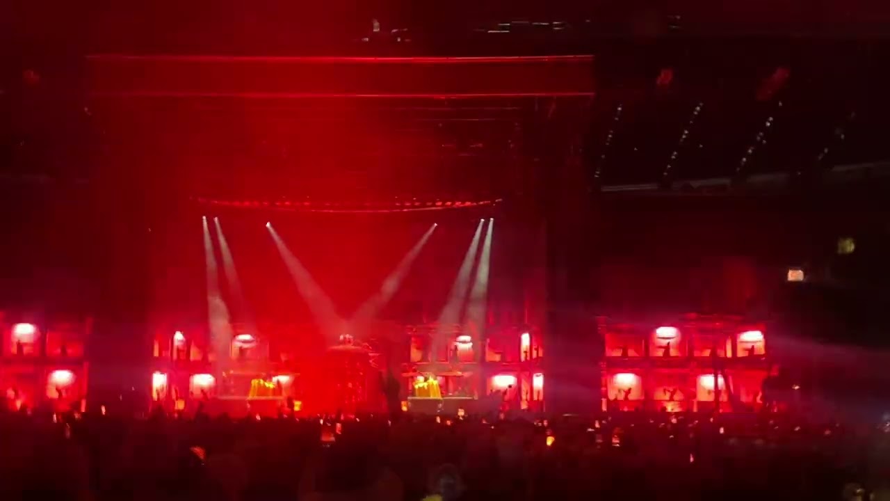 Lady Gaga Melbourne 6/12/2025 Opening Abracadabra