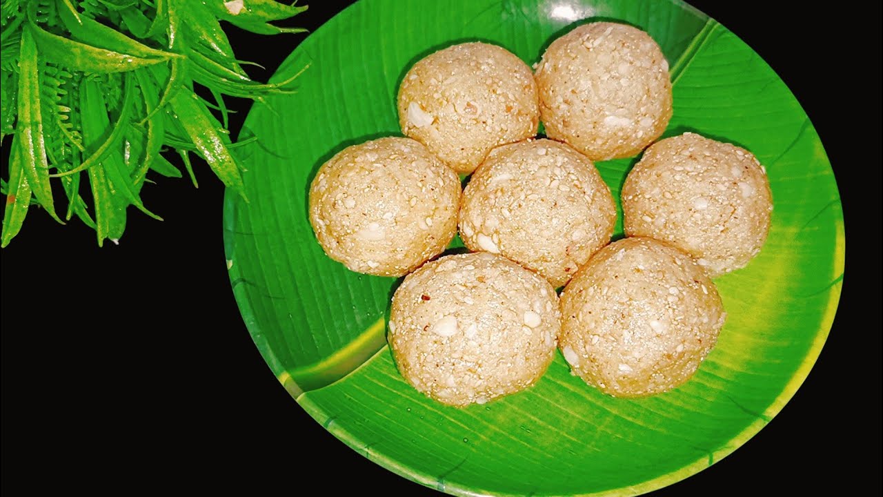ಸುಲಭವಾಗಿ ಮಾಡಿ ಹುರಿದ ಅಕ್ಕಿ ತಂಬಿಟ್ಟು | Festival Sweet Rice Ladoo Recipe #thambittu #festivalrecipes