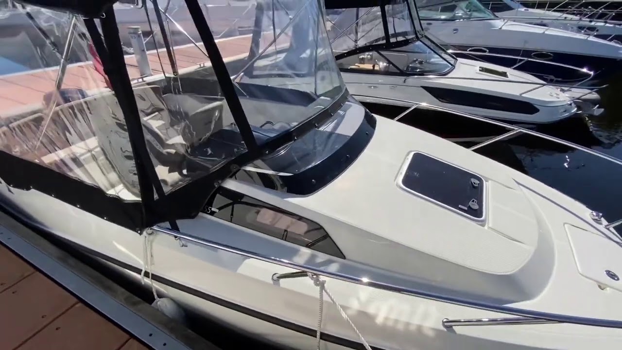 Quicksilver 555 Cabin 2020 full feature walkthrough