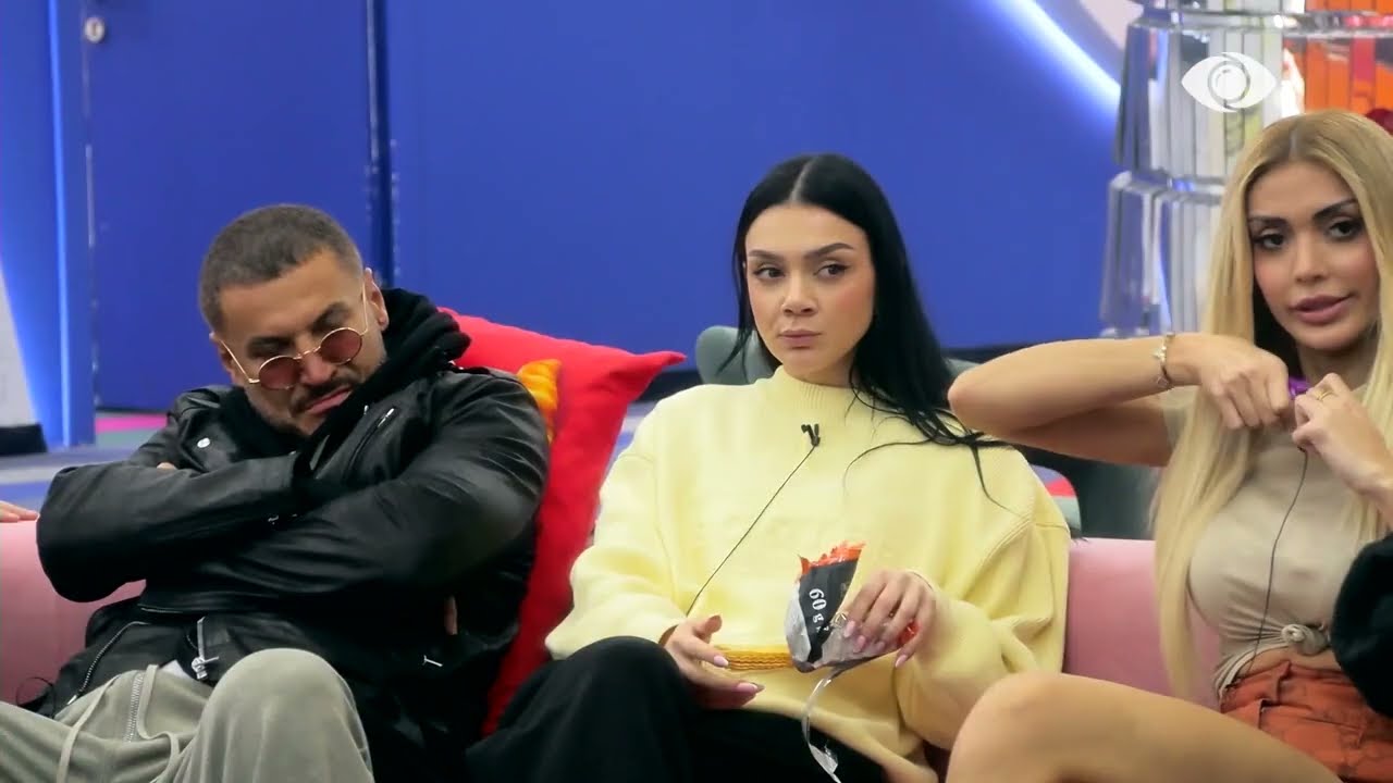 Zarf në shtëpi/ Brikena, Miri, Artani dhe Luizi në darkën e të nominuarve