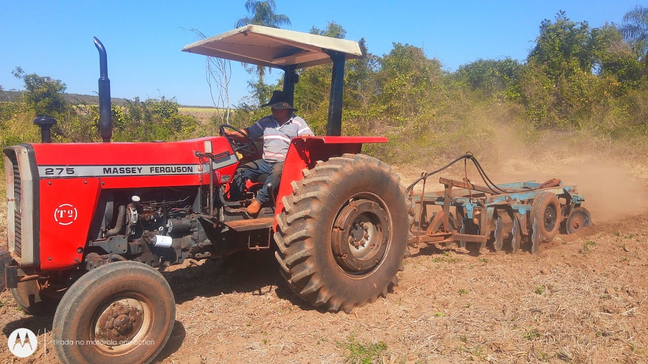 MF 275 na grade aradora 16x26x270| fazendo força!