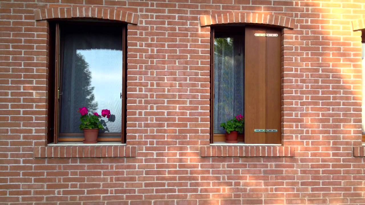 Pobbe Serramenti - Sistemi Oscuranti : Scuri, Balconi & Persiane