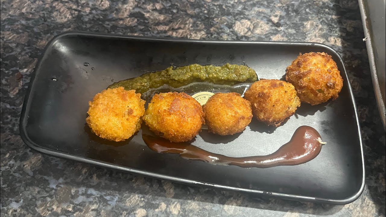 Potato Croquettes Recipe | आलू क्रोकेट्स रेसिपी