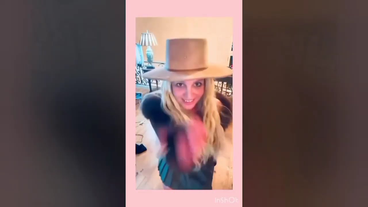 Britney Spears [IG November 11, 2025]