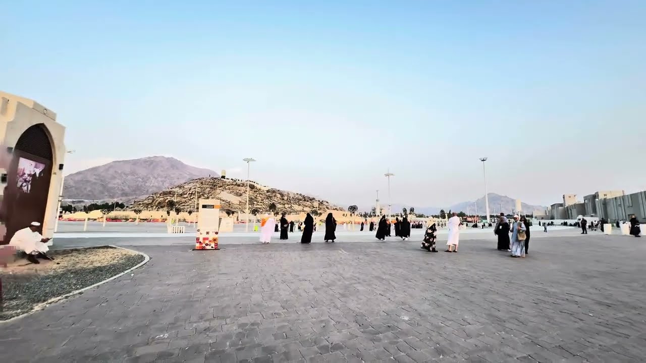 আরাফাতের ময়দান এবং জাবালে রহমত Arafat Maidan#jabalrahmah #kaba 