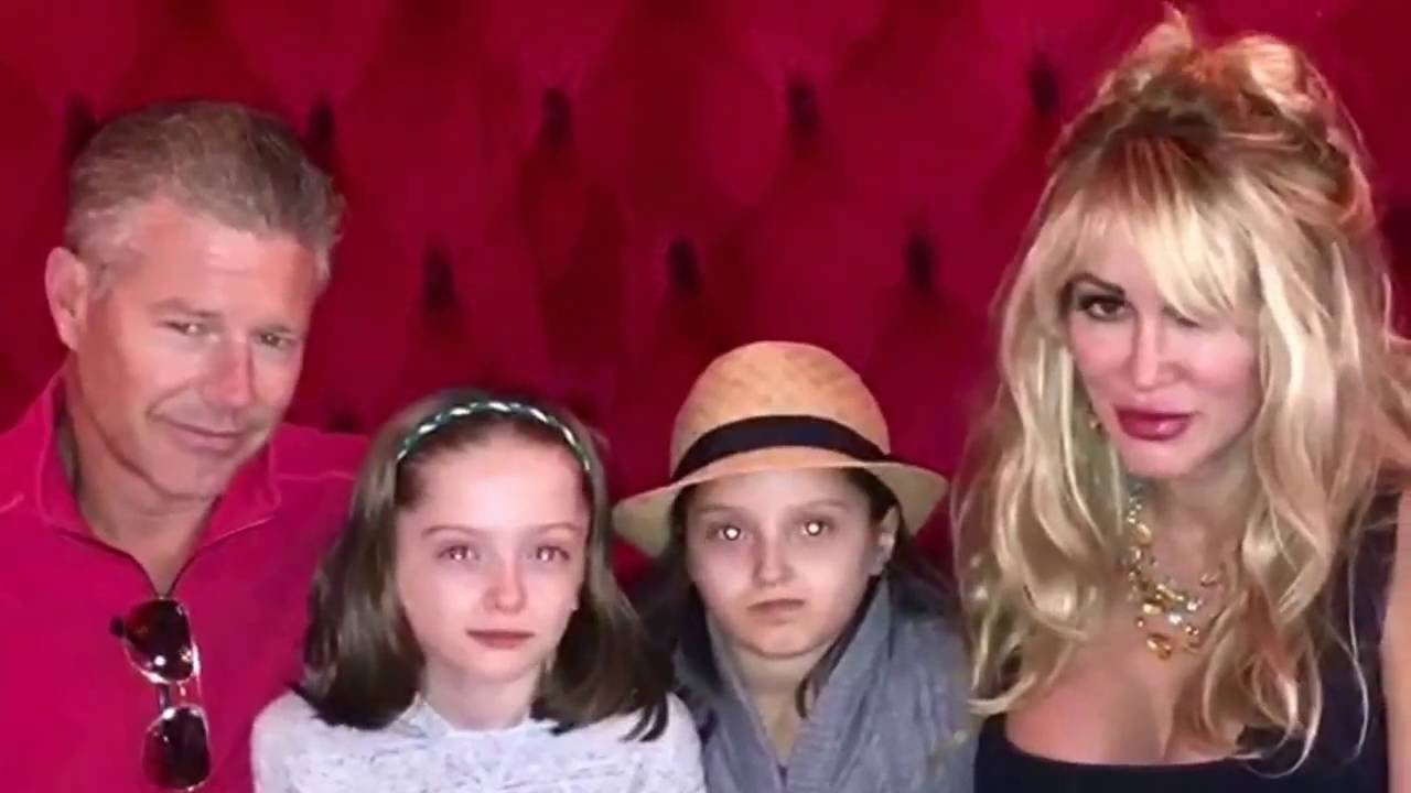 Super People movie trailer #SophiaDelinois #SydneyDelinois #PatriciaDelinois and #PatrickBidwill