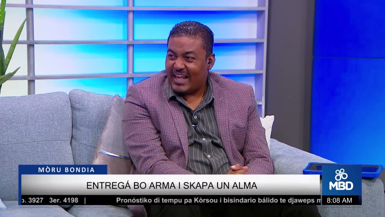 Entrevista ku Sr Imro Zwerver, bosero di Kuerpo Polisial tokante, entreg&aacute; bo arma i skapa un alma
