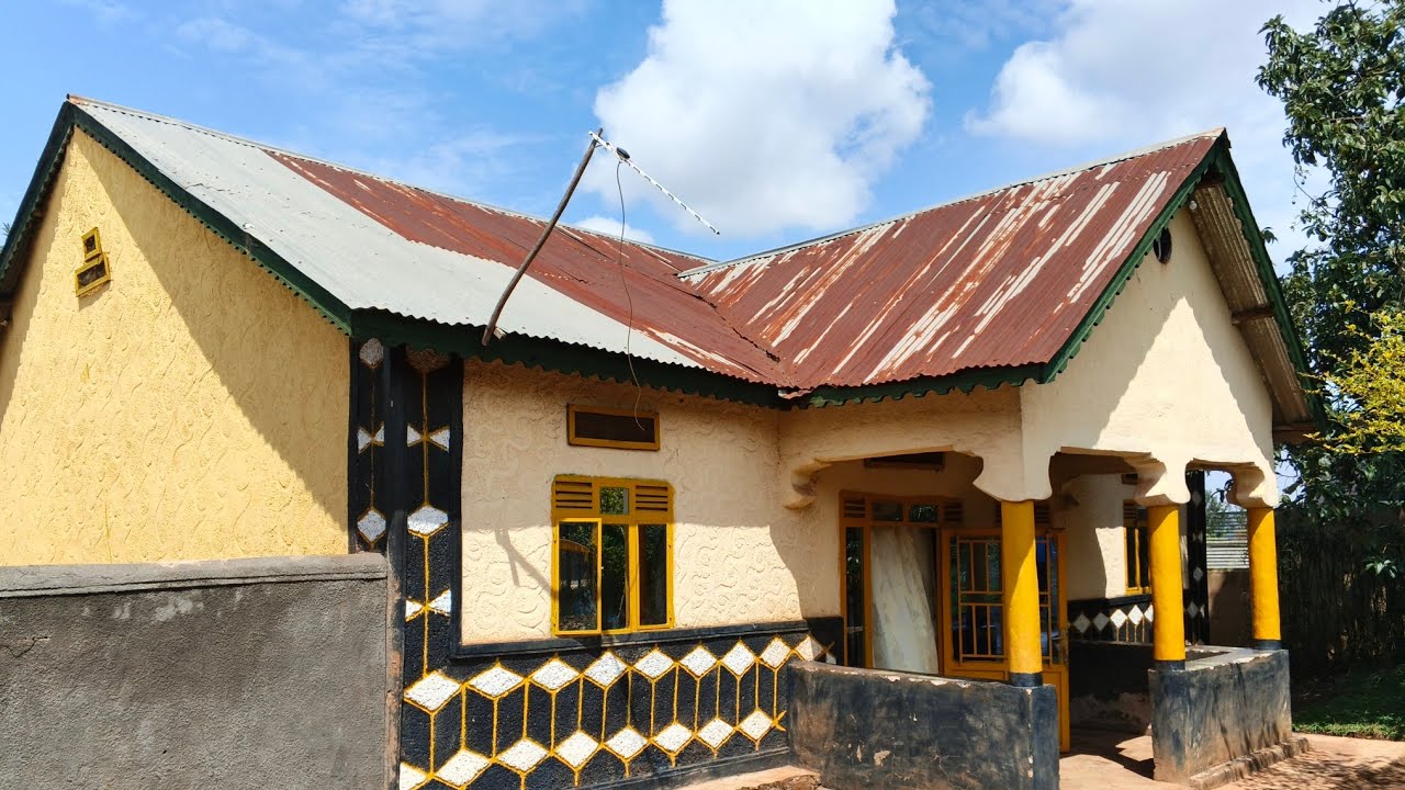 UBUNDI KUBONA INZU IRIMUKIBANZA KINGANA GUTYA 801Sqm !! KABARONDO MUMUJYI YA KAYONZA 