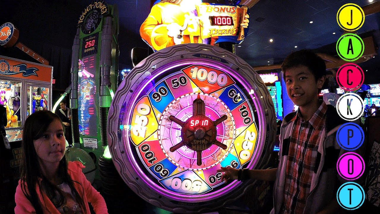 JACKPOT: Doc Wins The Jackpot On Treasure Quest Ticket Redemption Arcade Game!