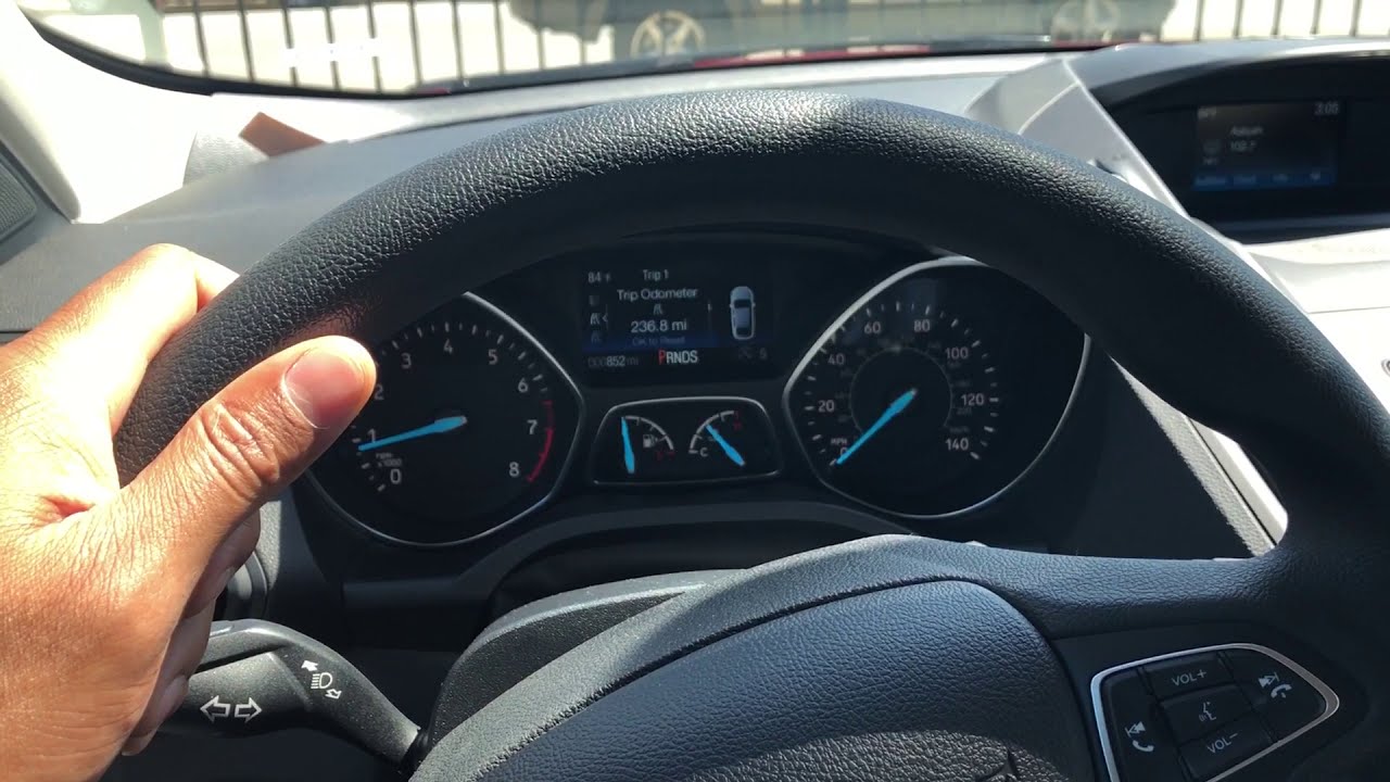 FORD ESCAPE - How to Operate Headlights