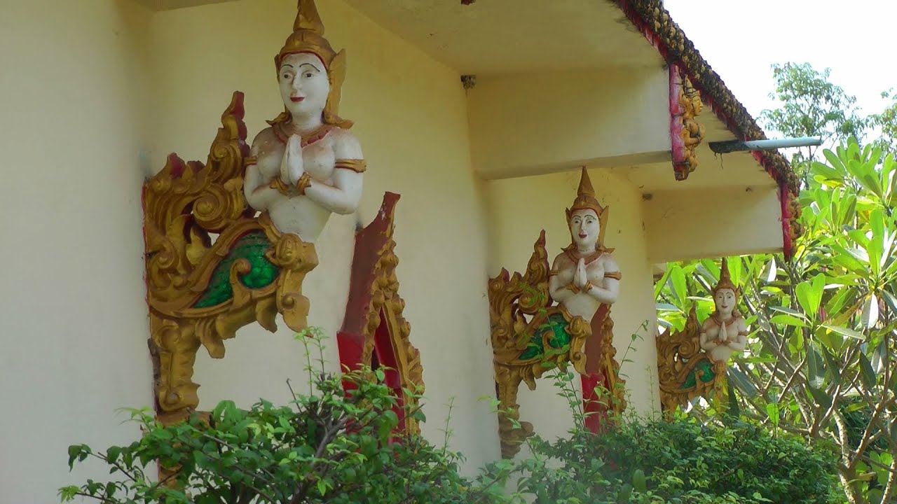 Wat Phibun Rak, Udon Thani Province, North East Thailand,  (2555), 2012