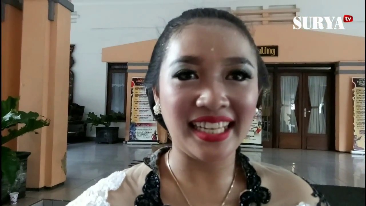 GOKIL! PENAMPILAN ASRINING DALANG WANITA SMK 12 SURABAYA INI