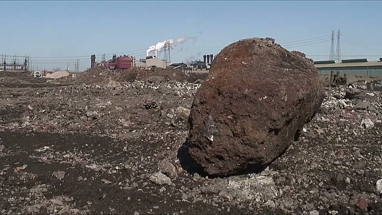 03.04.2006. Строительство комплекса Steelyard Commons продолжается.